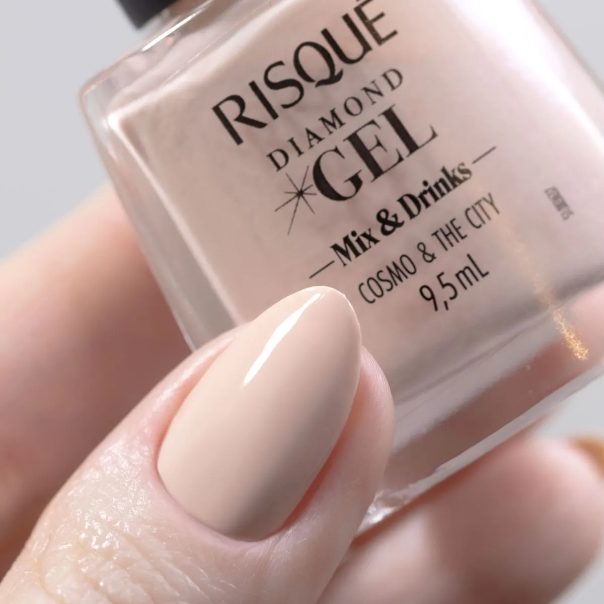 Esmalte Risque diamond gel cosmo & the city 8ml — foto 3